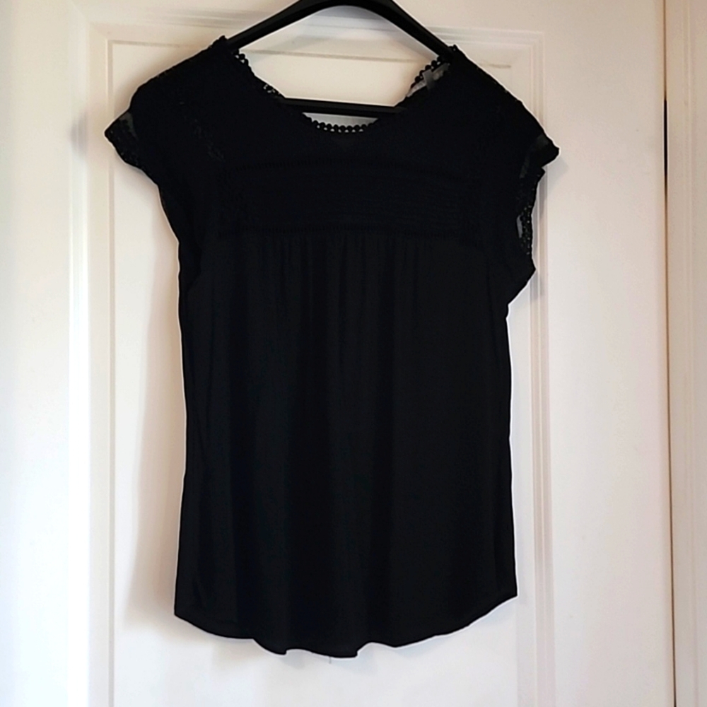Danielrainn Black Lace Detail Top (S:Large)